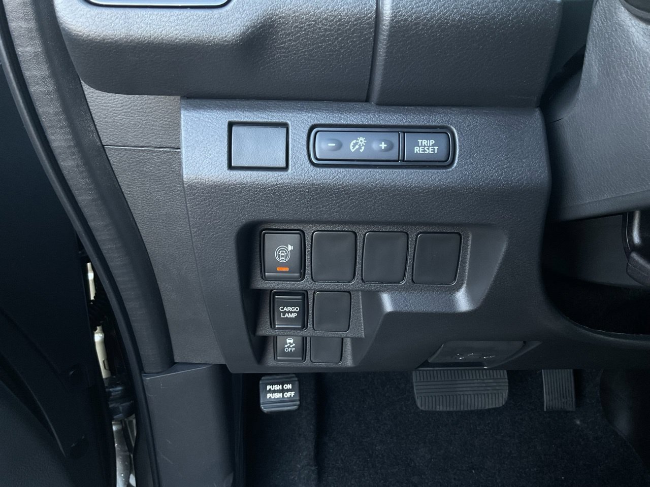 New 2027 Nissan Frontier SV RWD image 22