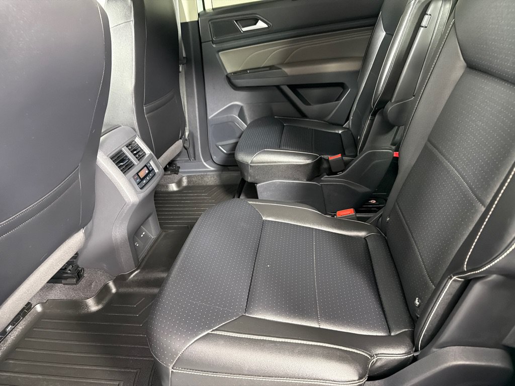 Used 2021 Volkswagen Atlas SEL AWD/4WD image 19