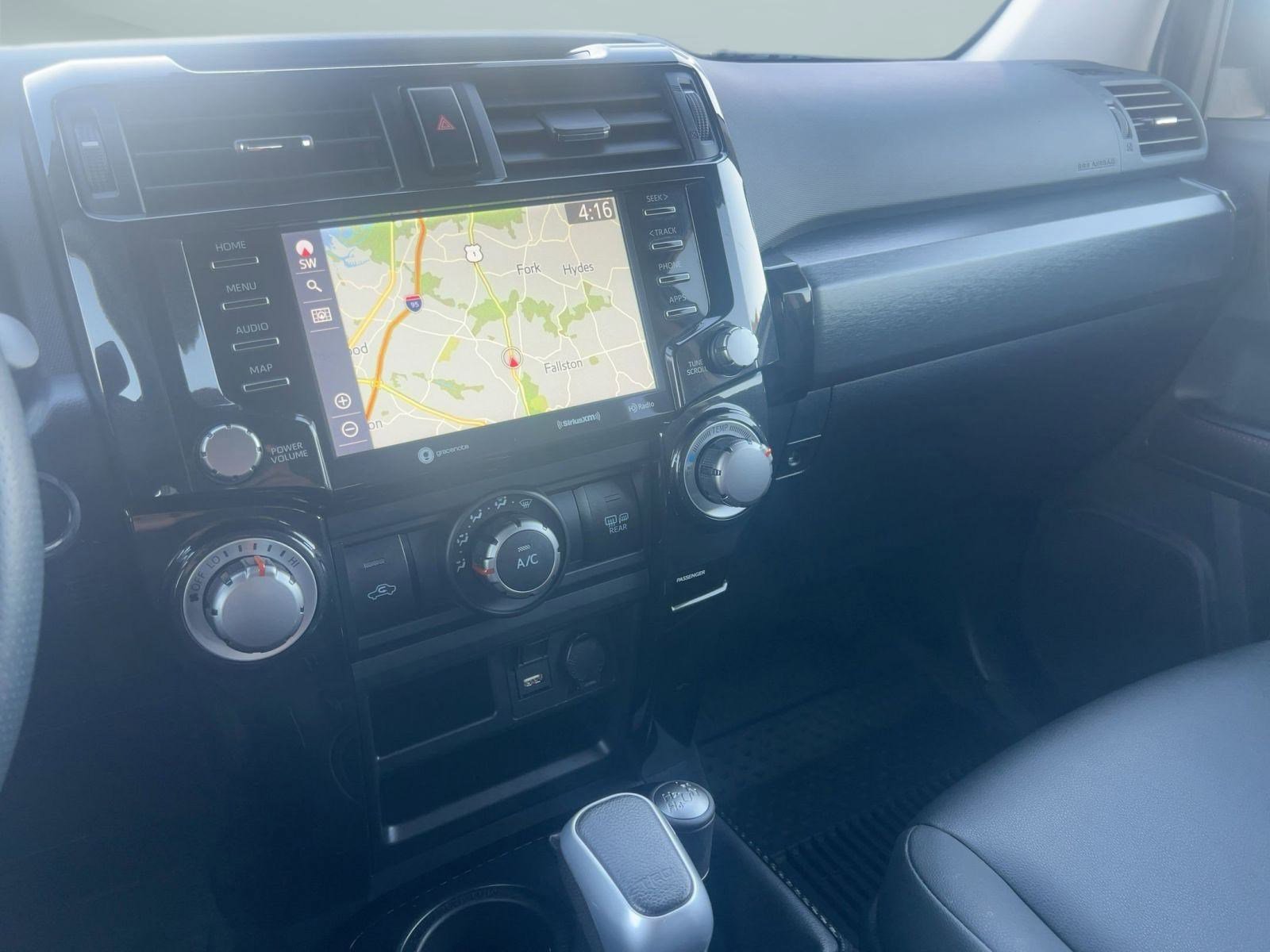 Used 2022 Toyota 4Runner TRD Off-Road Premium image 24