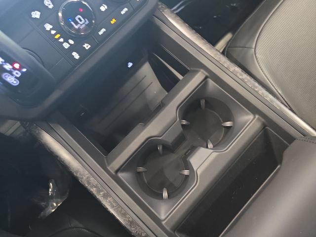 New 2026 Land Rover Defender 110 OCTA AWD/4WD image 18