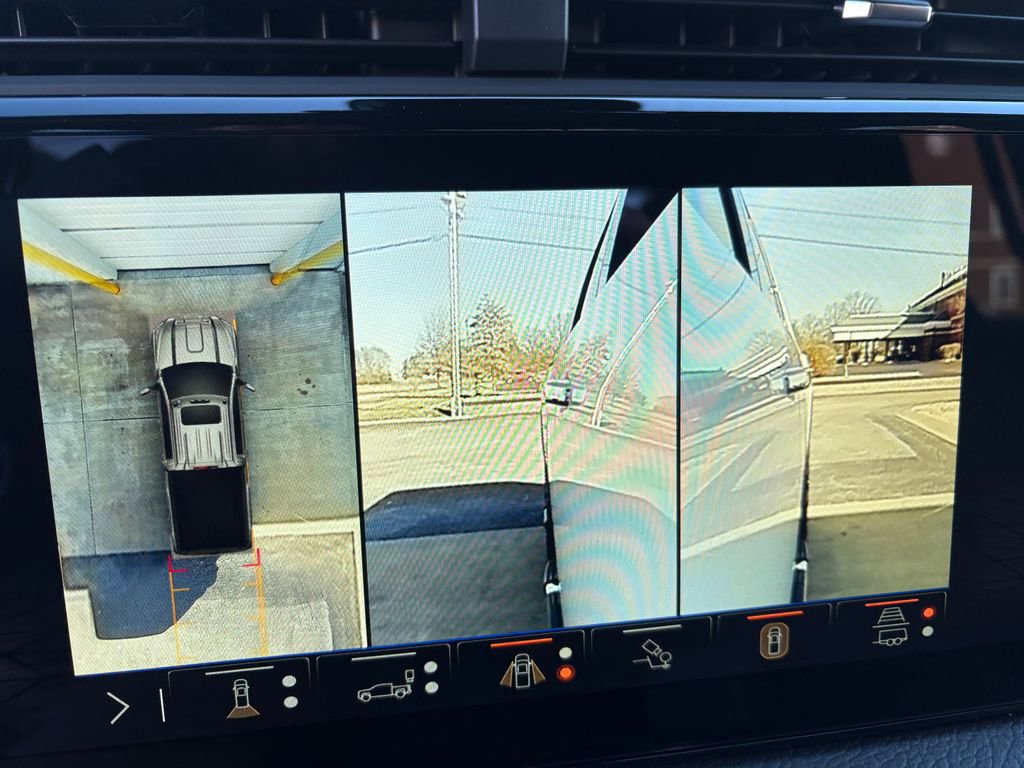 New 2026 GMC Sierra 2500 Denali w/ Denali Reserve Package AWD/4WD image 30