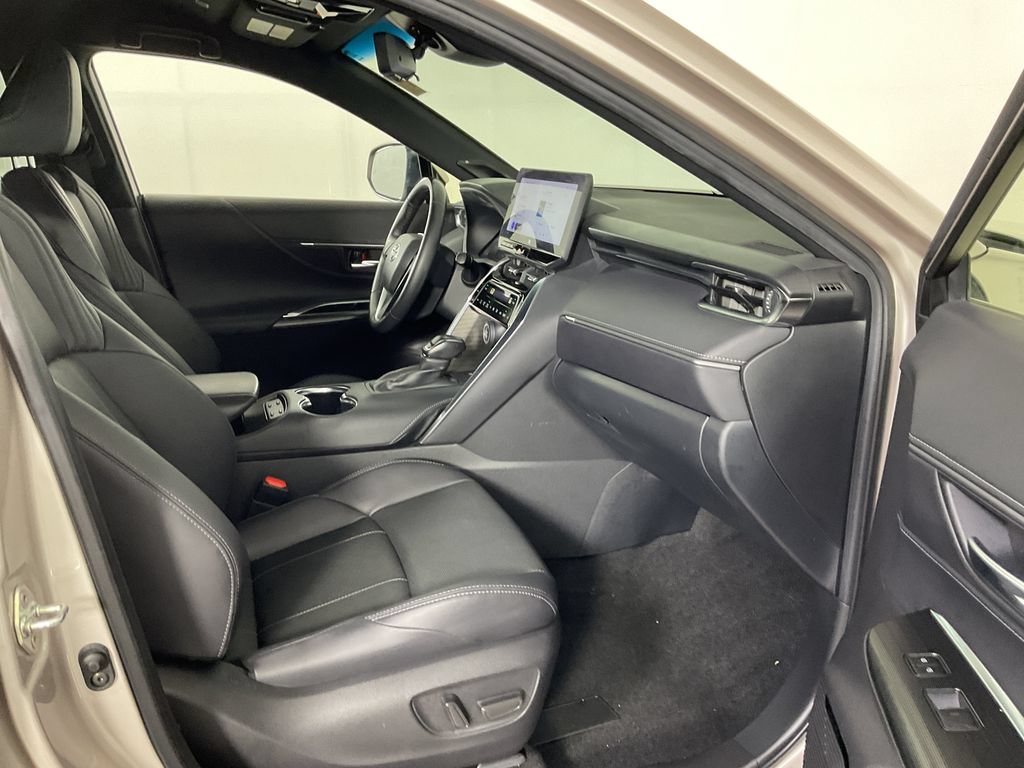 Used 2023 Toyota Venza Limited AWD/4WD image 25