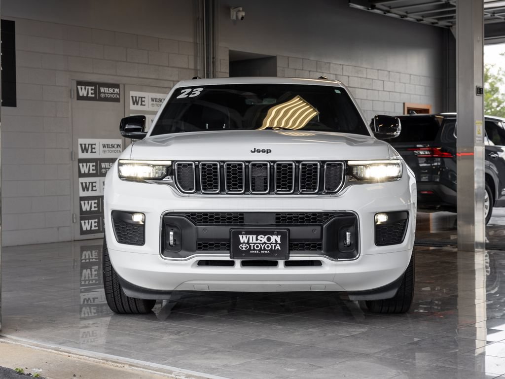 Used 2023 Jeep Grand Cherokee L Overland AWD/4WD image 3