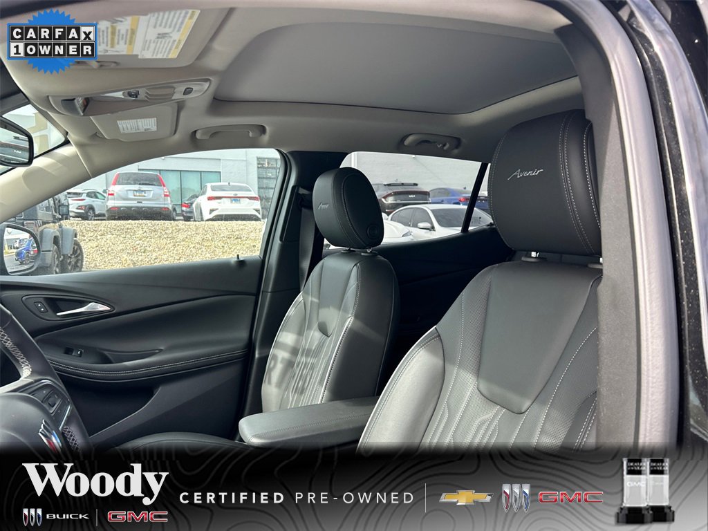 Certified 2025 Buick Encore GX Avenir image 15
