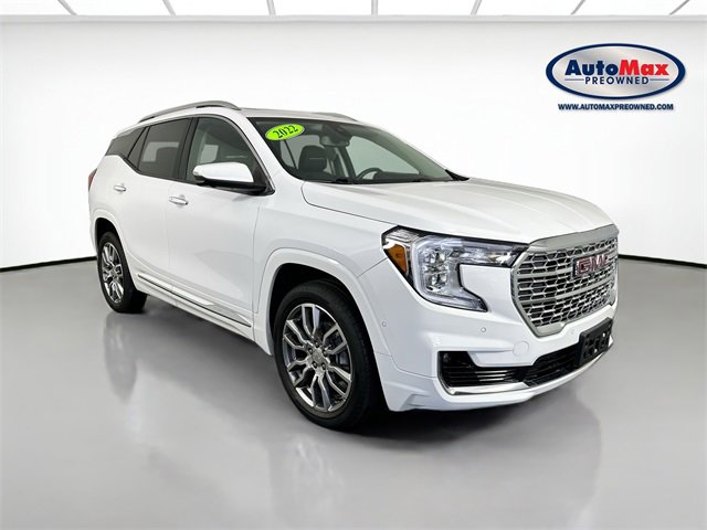 Used 2022 GMC Terrain Denali w/ Denali Premium Package
