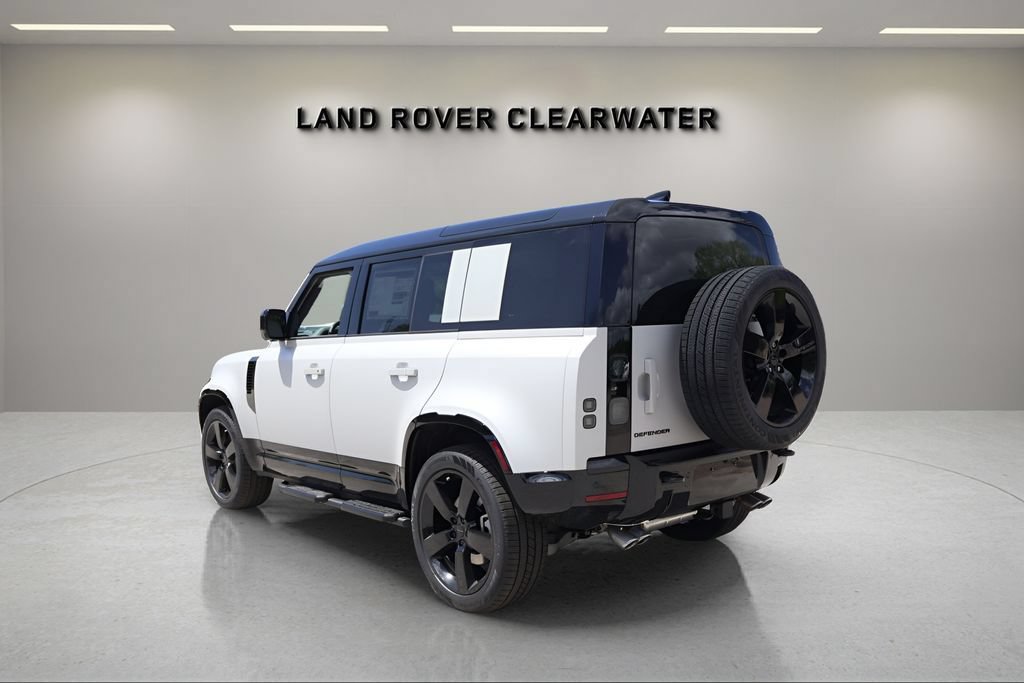 New 2026 Land Rover Defender 110 X-Dynamic SE AWD/4WD image 3
