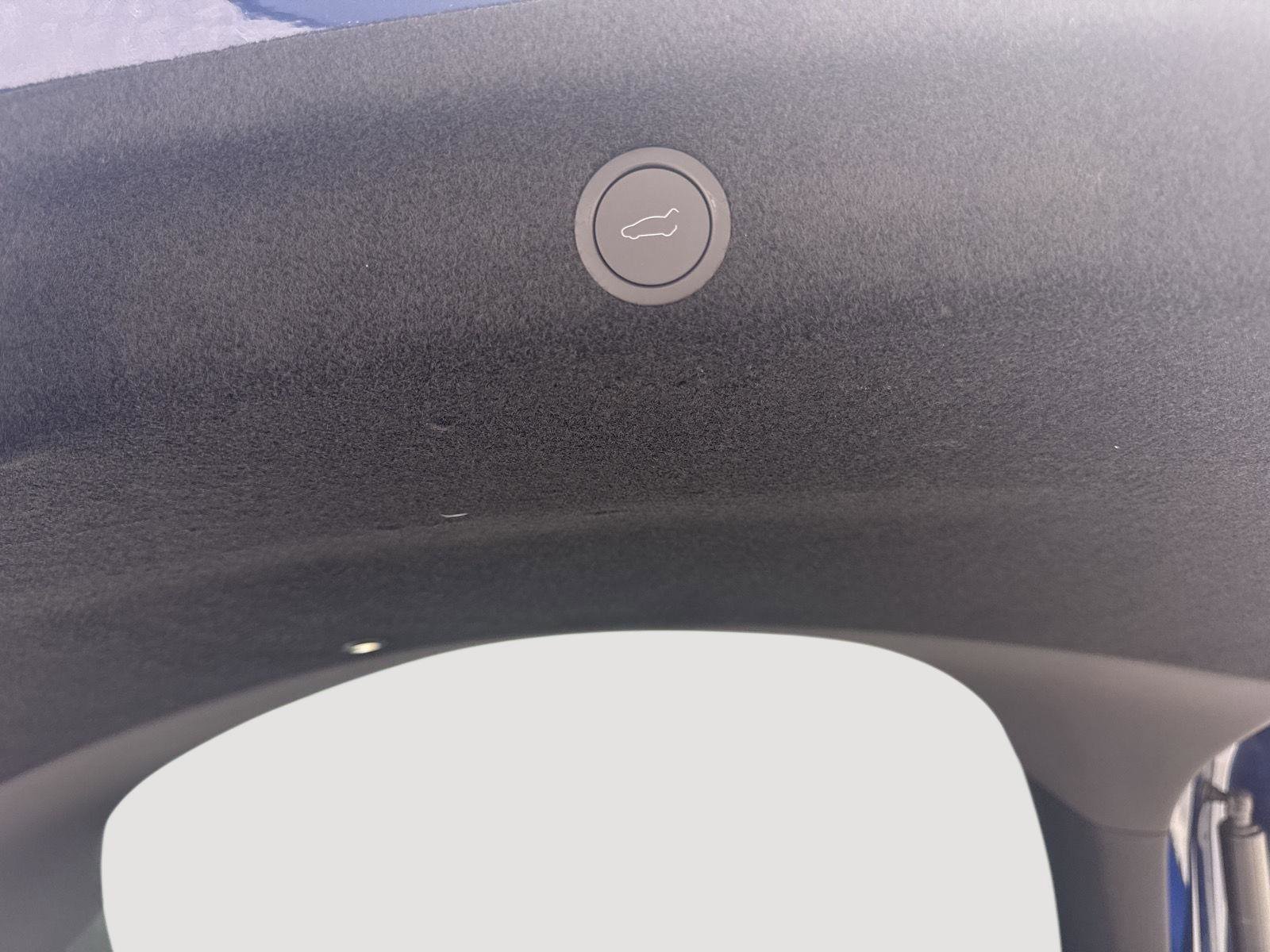 Used 2026 Tesla Model Y Long Range image 16