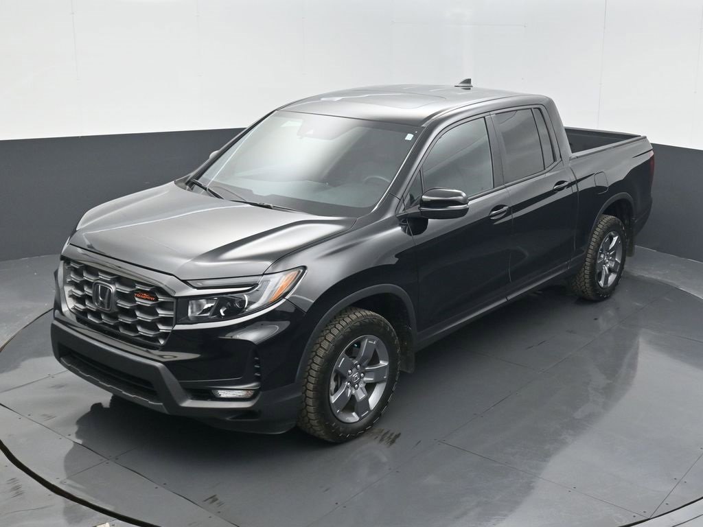 Certified 2025 Honda Ridgeline TrailSport image 9