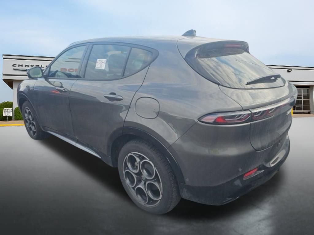 Used 2024 Alfa Romeo Tonale Ti AWD/4WD image 6