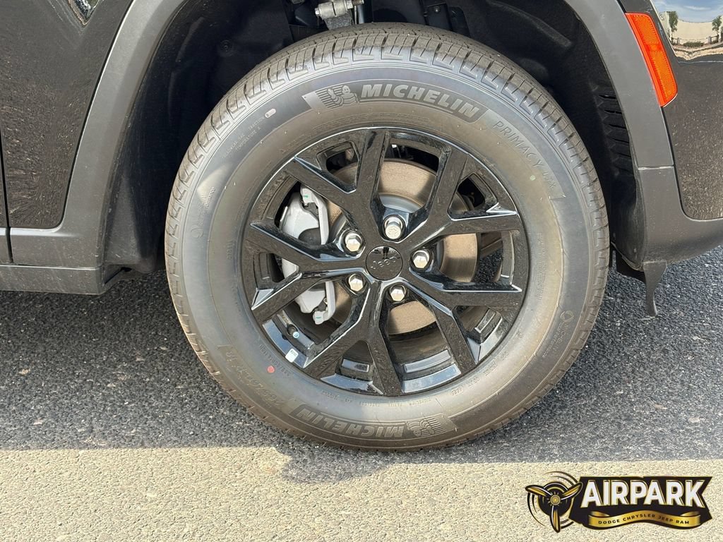 New 2026 Jeep Grand Cherokee Altitude AWD/4WD image 10