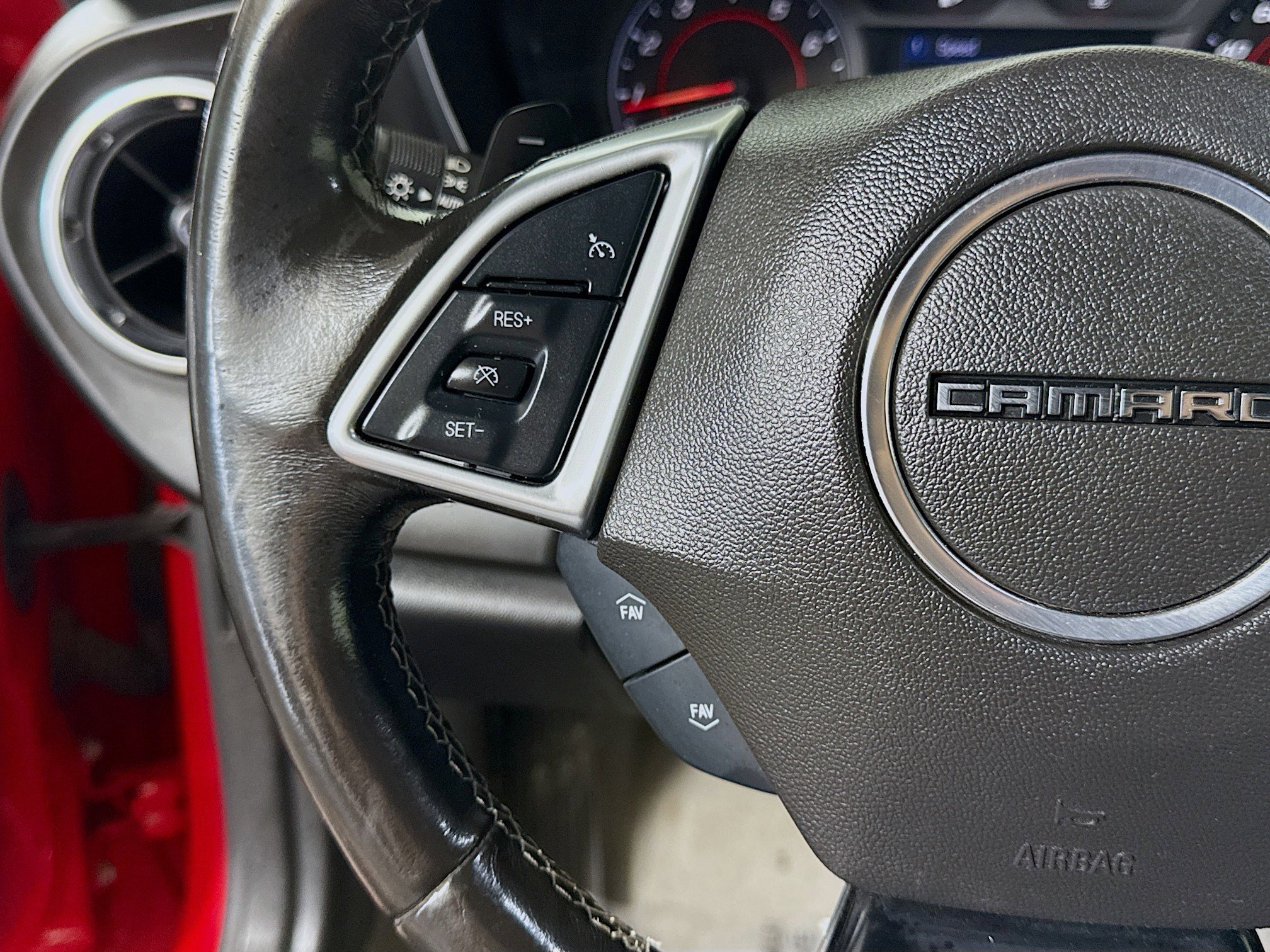 Used 2020 Chevrolet Camaro LT image 14