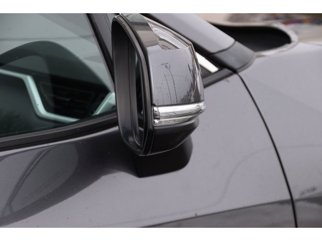 Used 2021 Toyota RAV4 XLE image 28