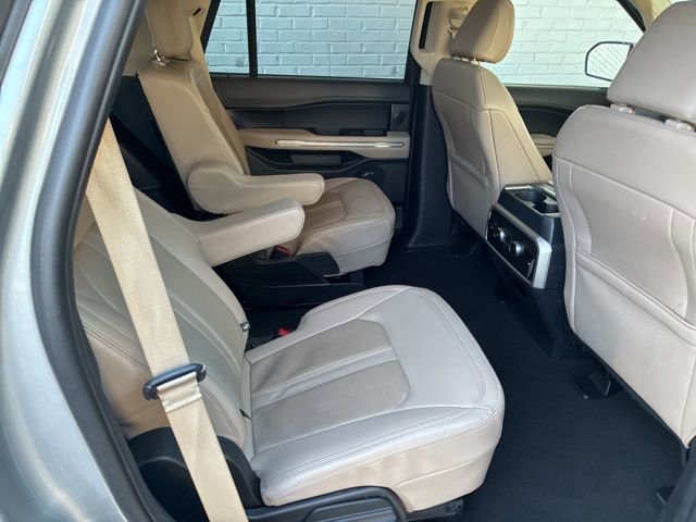 Used 2023 Ford Expedition Limited image 25