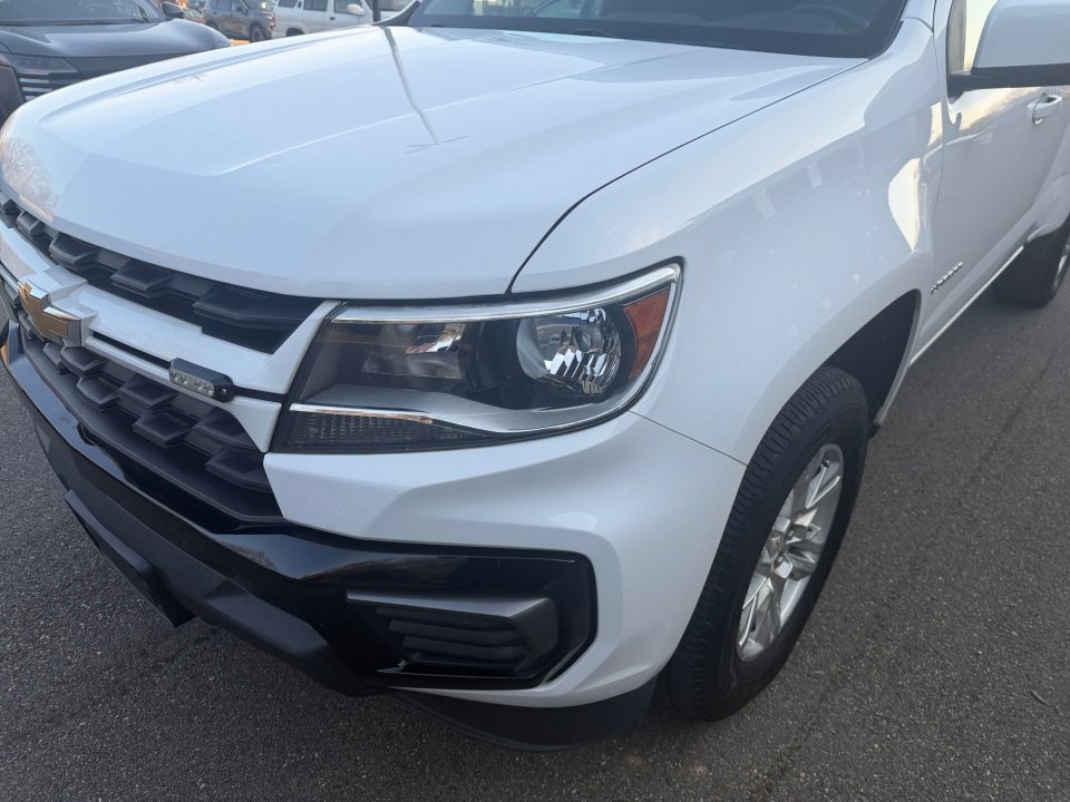 Used 2021 Chevrolet Colorado LT w/ Fleet Safety Package image 26