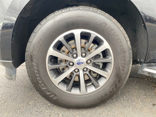 Used 2021 Ford Expedition XLT image 21