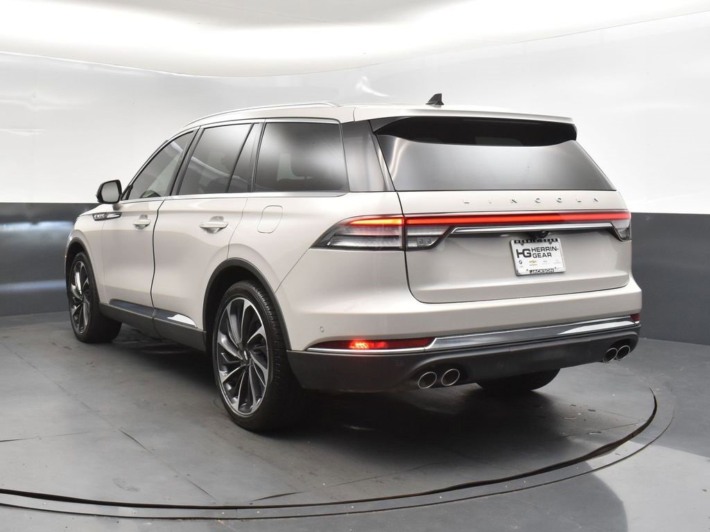Used 2023 Lincoln Aviator Reserve w/ Equipment Group 201A image 5