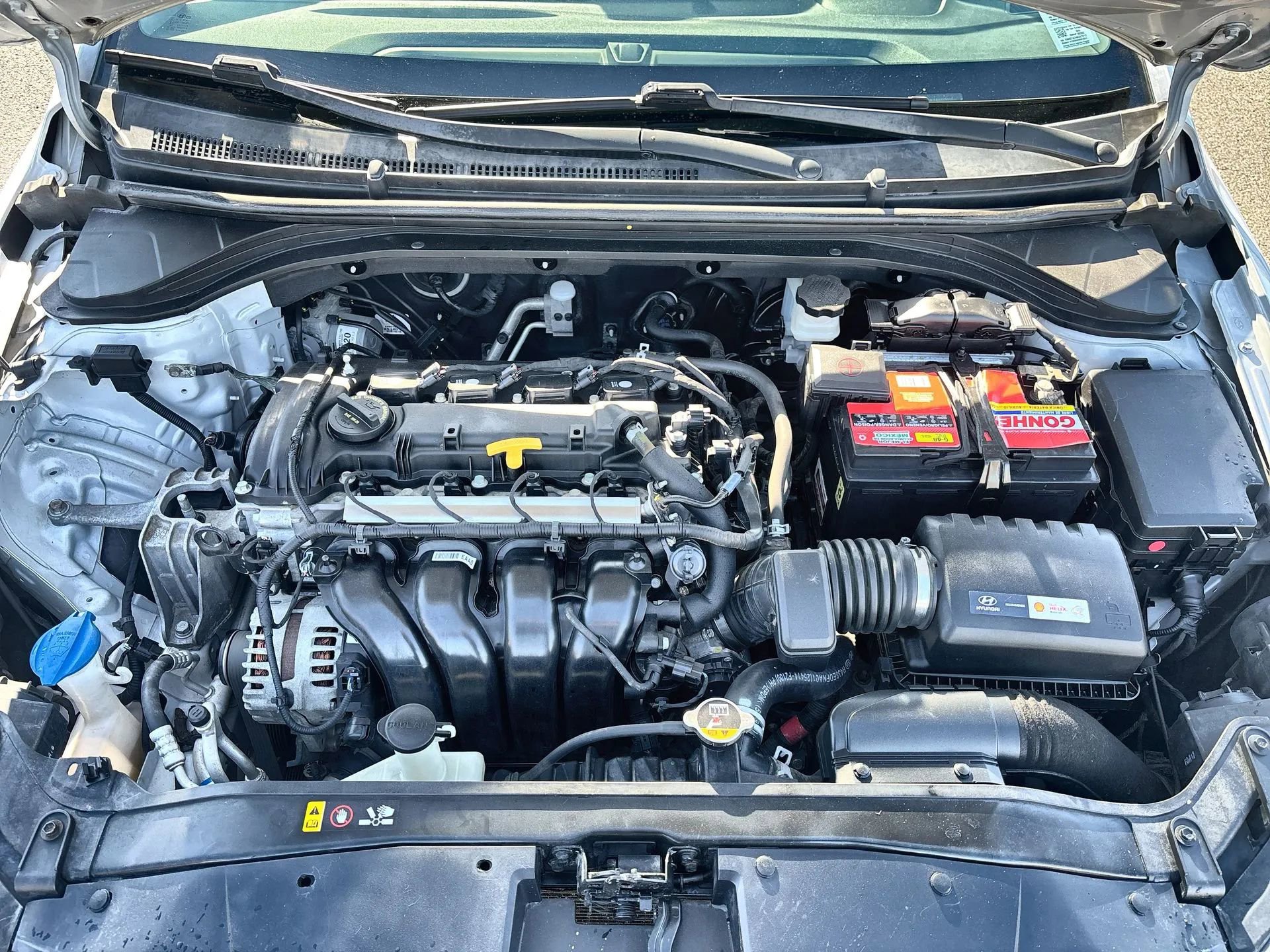 Used 2017 Hyundai Elantra SE image 16