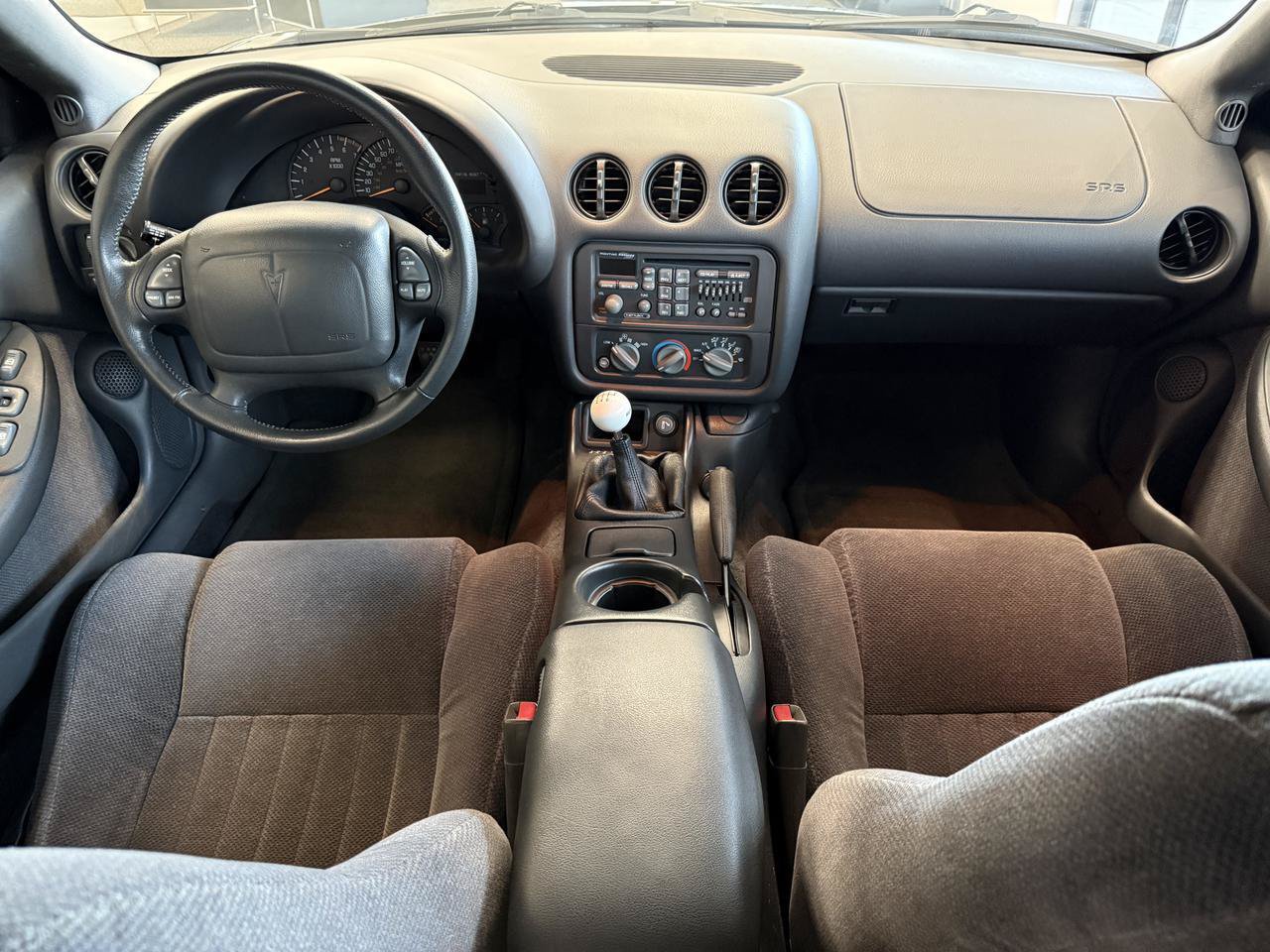 Used 1999 Pontiac Firebird Formula RWD image 34