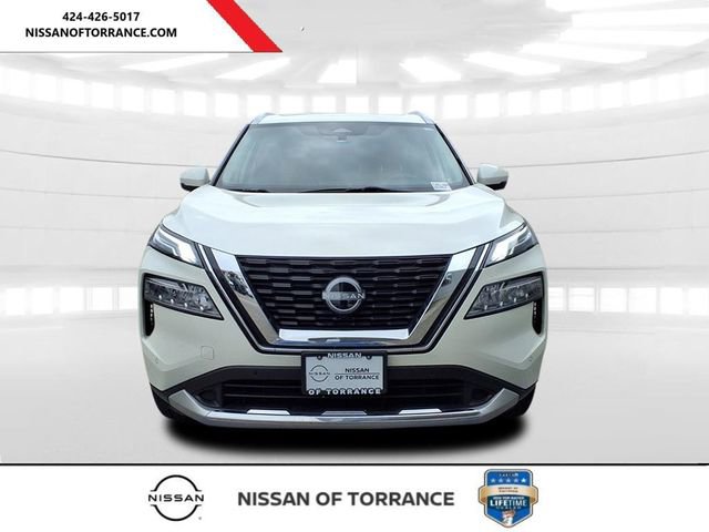 Used 2023 Nissan Rogue Platinum AWD/4WD image 2