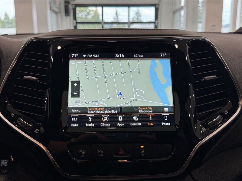 Used 2019 Jeep Cherokee High Altitude image 34
