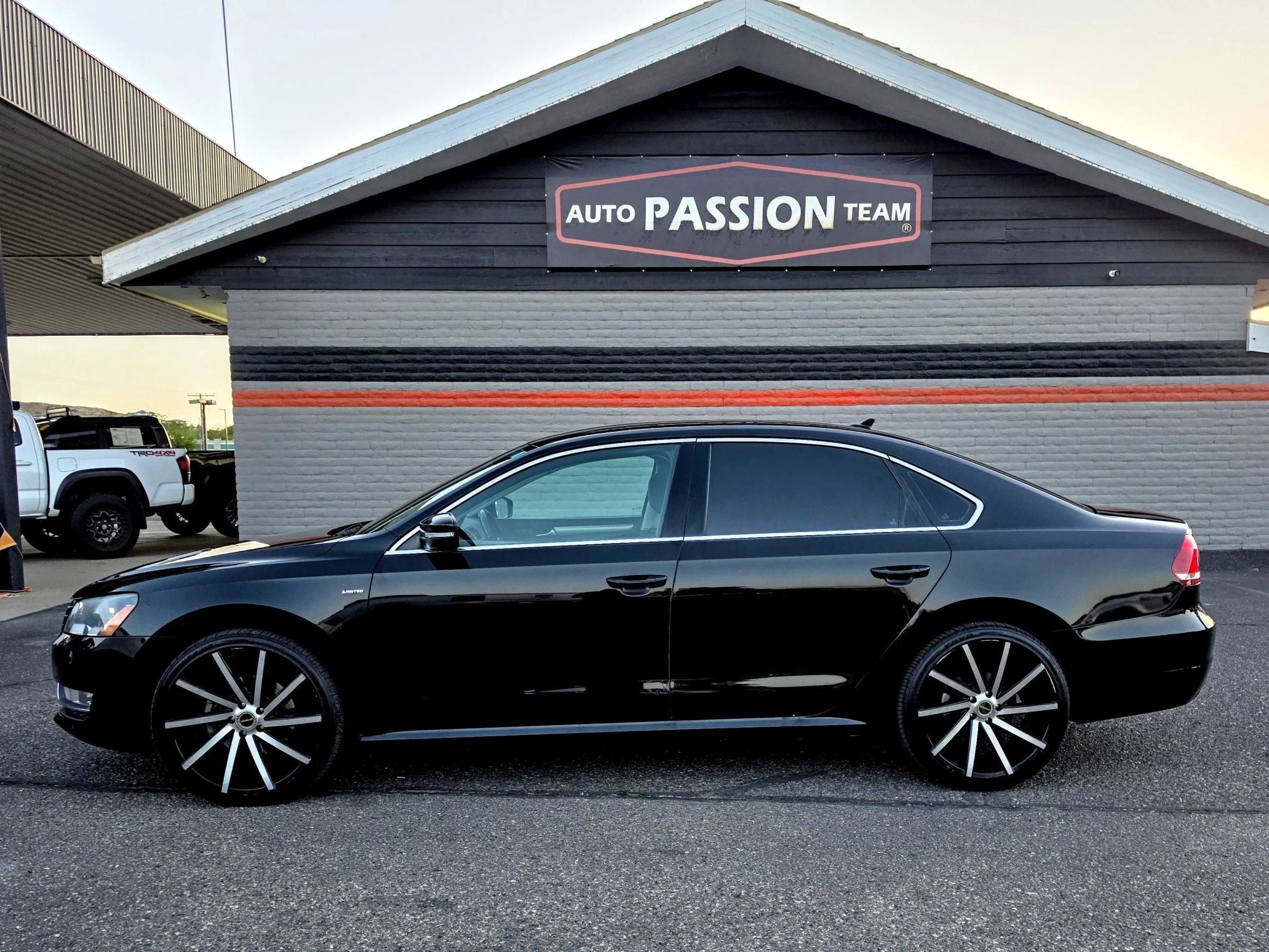 Used 2015 Volkswagen Passat 1.8T Limited Edition FWD image 2