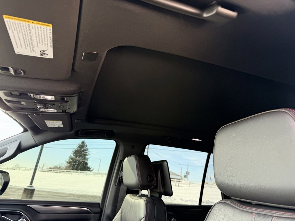 Used 2024 Chevrolet Tahoe RST w/ Luxury Package image 31