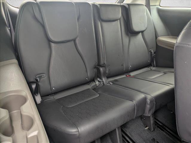 Used 2025 Kia Carnival image 19
