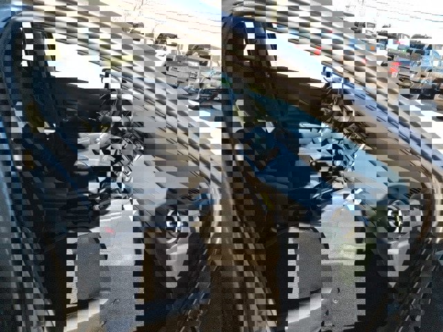 New 2025 Nissan Versa SV image 11