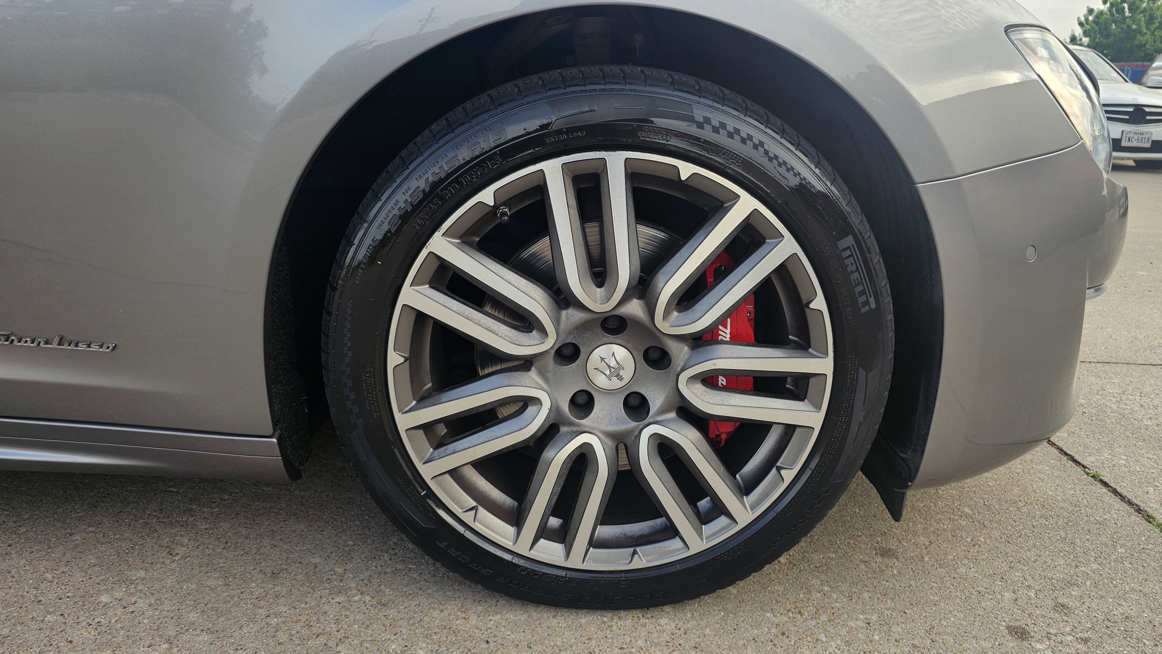 Used 2018 Maserati Ghibli GranLusso image 16