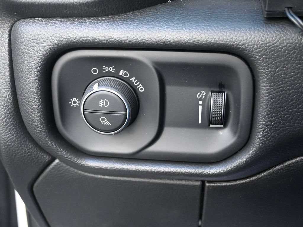 New 2025 RAM 2500 Tradesman AWD/4WD image 28