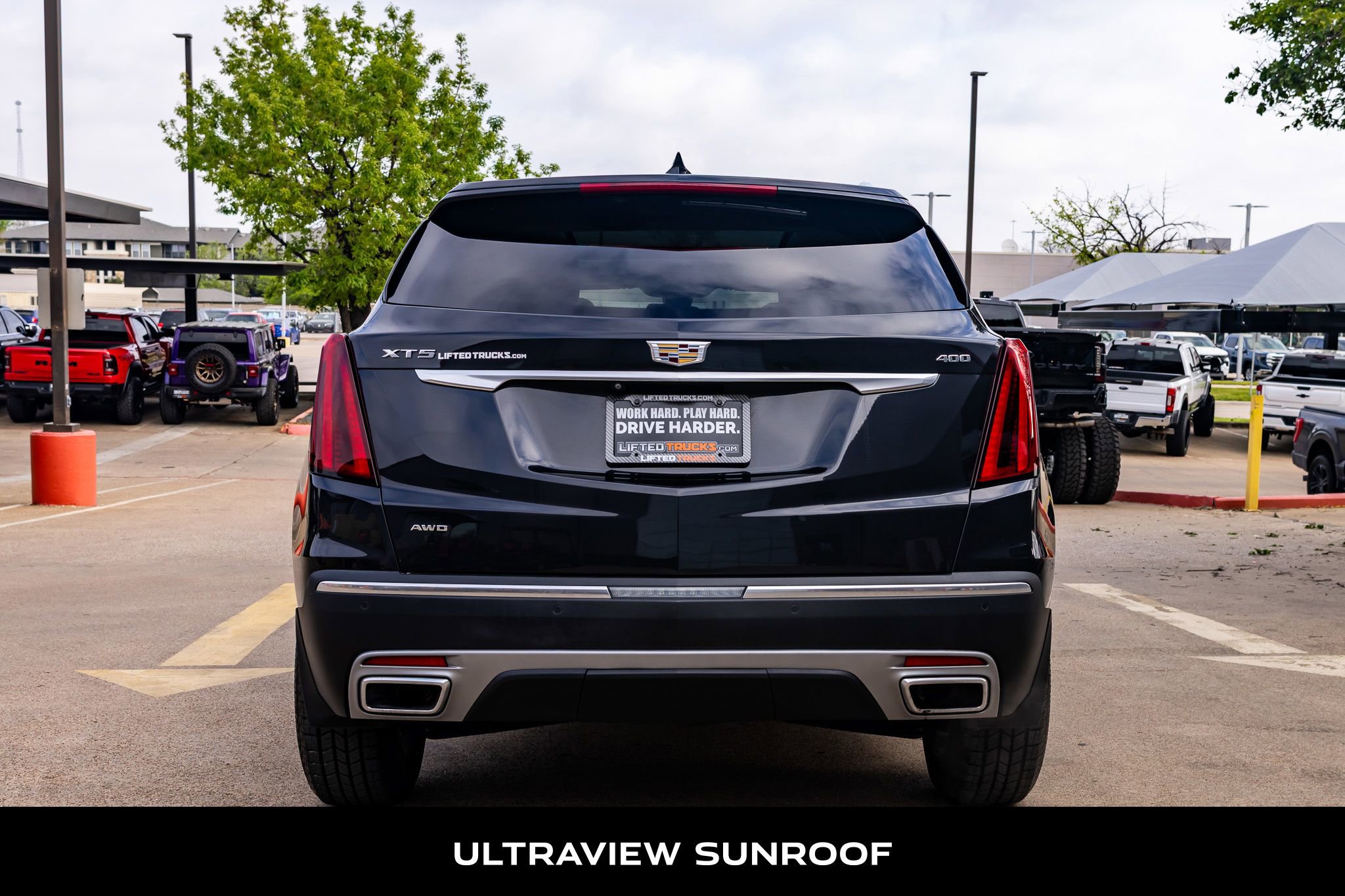 Used 2020 Cadillac XT5 Premium Luxury w/ LPO, Floor Liner Package image 7