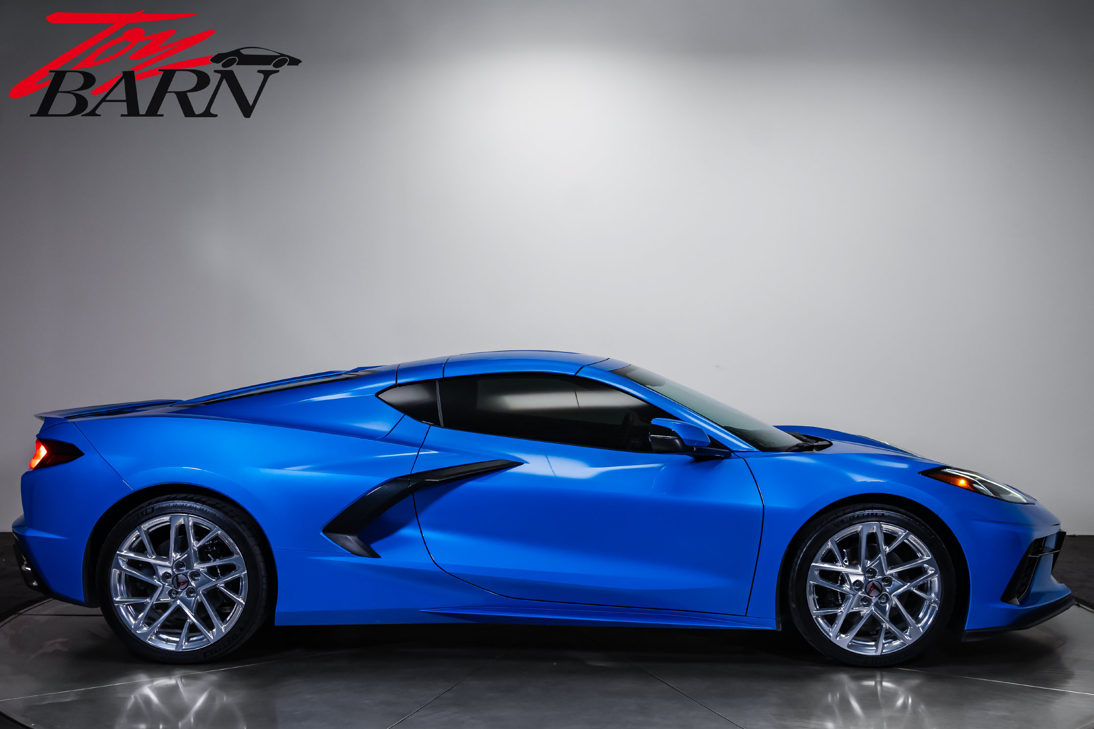 Used 2024 Chevrolet Corvette Stingray Coupe w/ 1LT RWD image 14