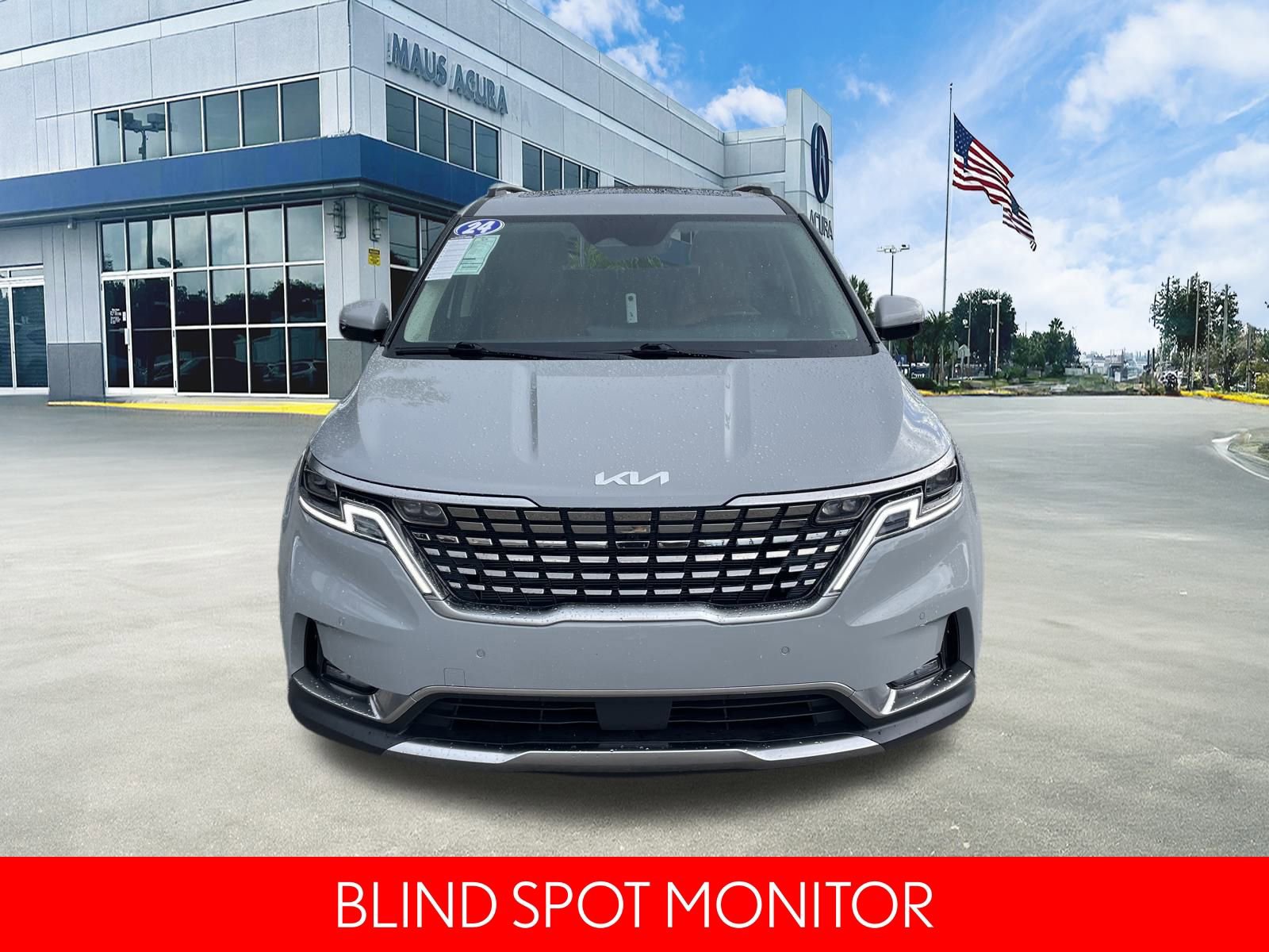 Used 2024 Kia Carnival SX Prestige image 10