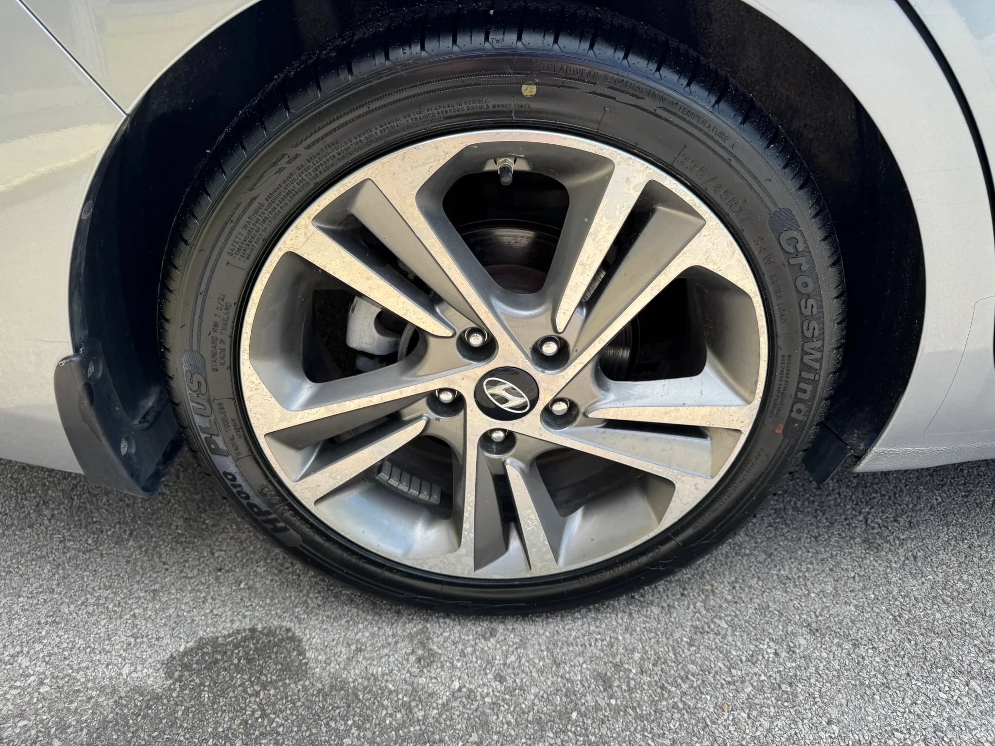 Used 2017 Hyundai Elantra Limited w/ Limited Tech Package 04 FWD image 26