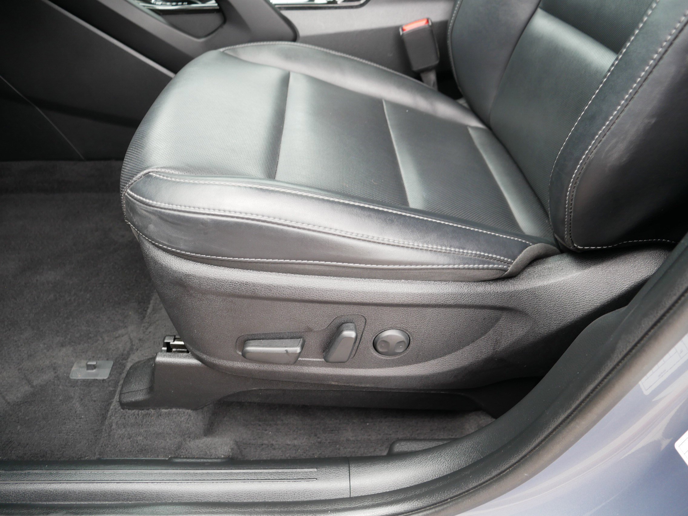 Certified 2025 Kia Telluride S FWD image 20