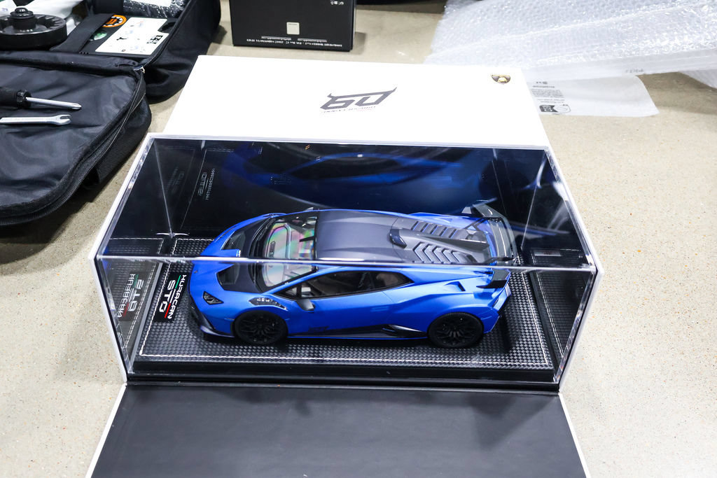 Used 2023 Lamborghini Huracan STO RWD image 76