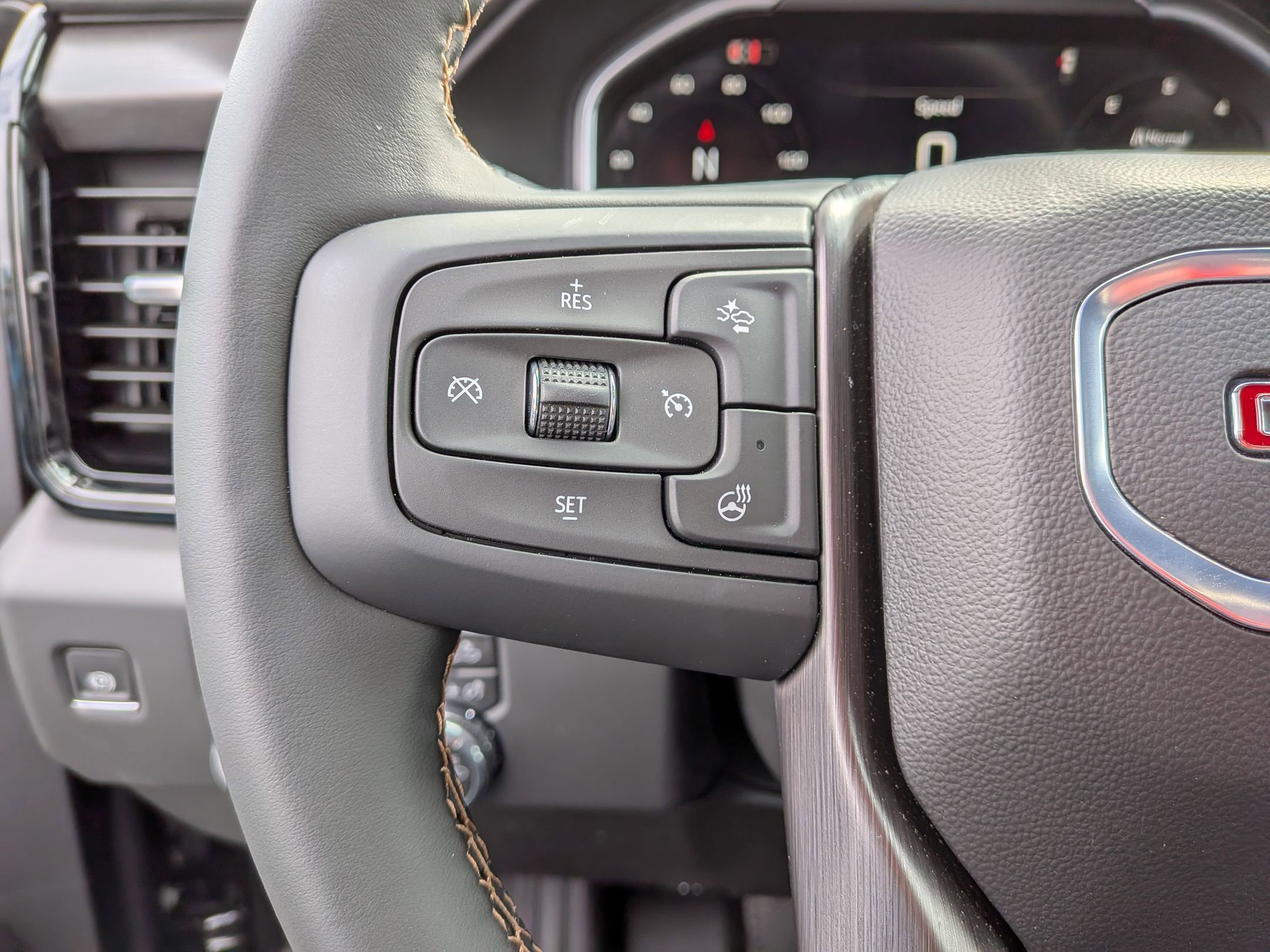 New 2026 GMC Sierra 2500 AT4 w/ AT4 Premium Plus Package image 18