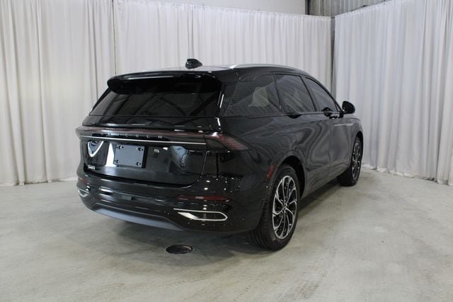 New 2026 Lincoln Nautilus Reserve AWD/4WD image 28