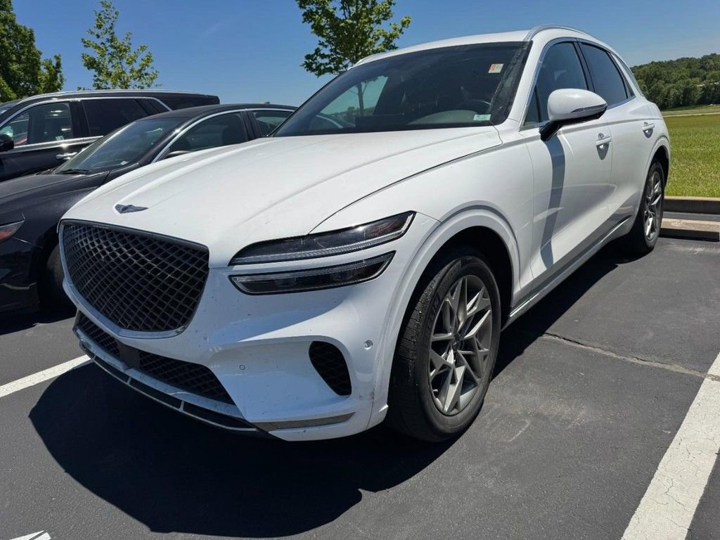 Used 2022 Genesis GV70 2.5T w/ Advanced Package AWD/4WD image 3