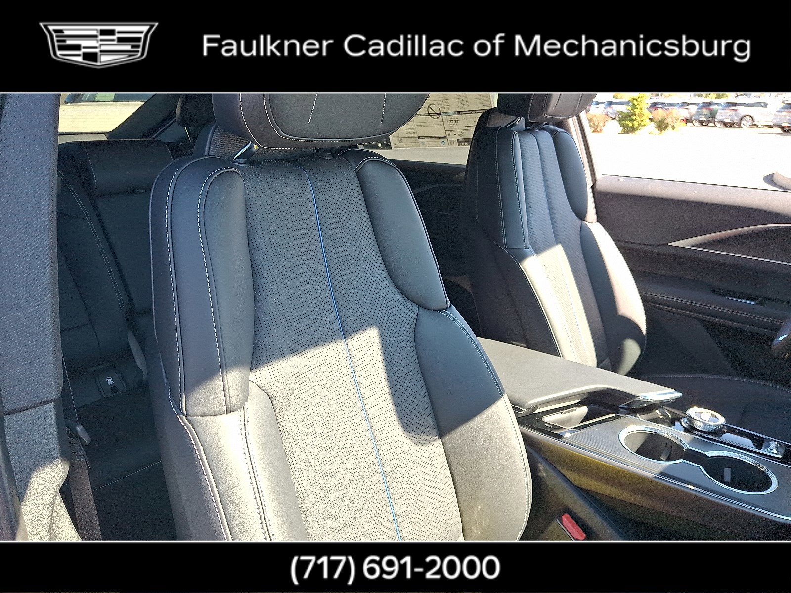 New 2026 Cadillac Lyriq Sport w/ LPO, Blue Accent Package image 10