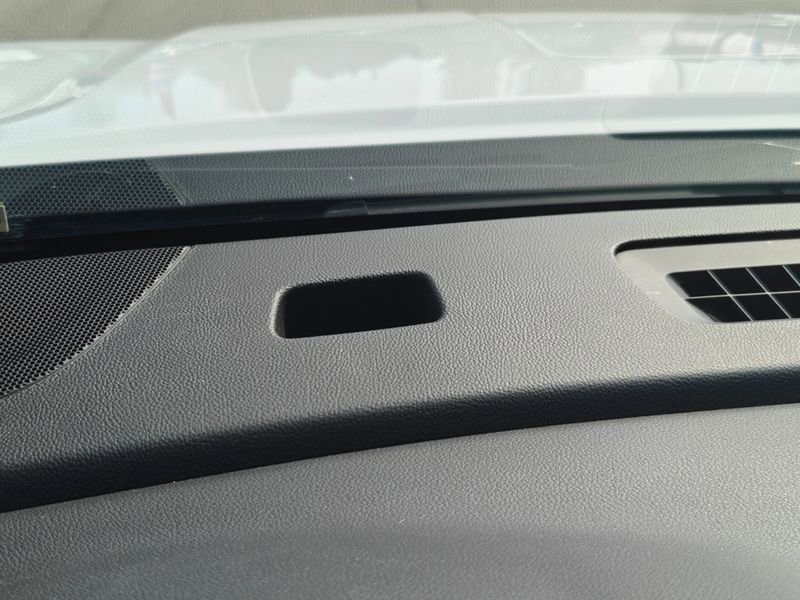 Used 2023 GMC Terrain SLE w/ Driver Convenience Package image 28