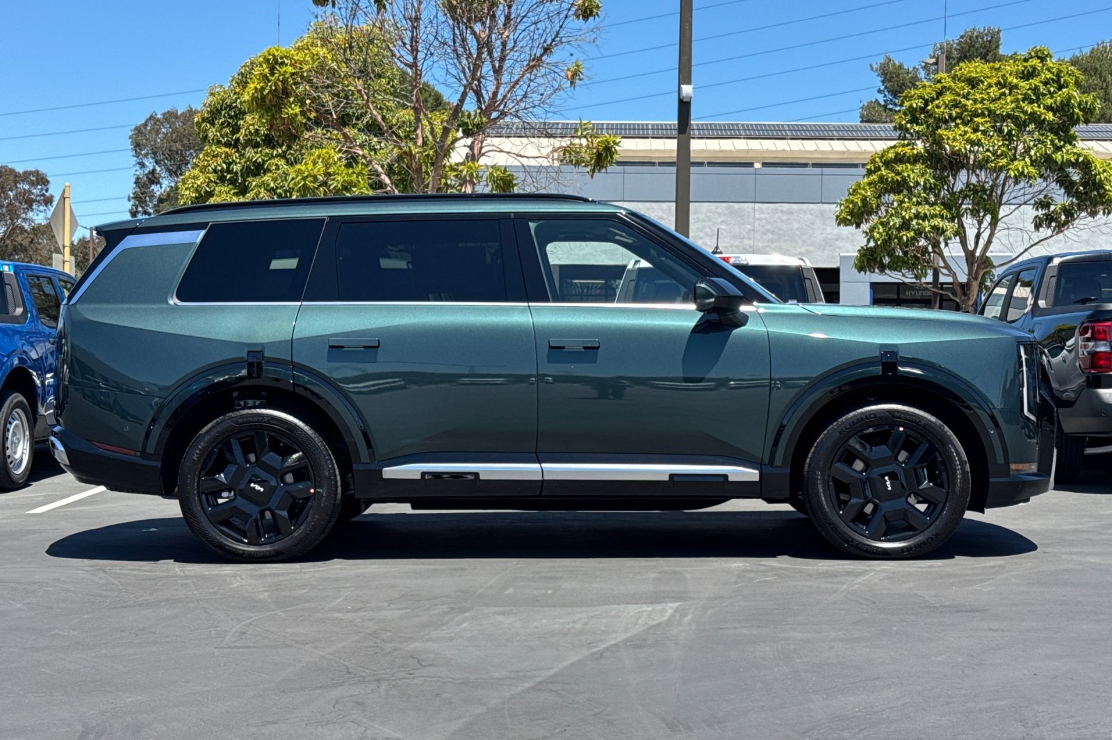 New 2027 Kia Telluride SX Prestige w/ Towing Package AWD/4WD image 3