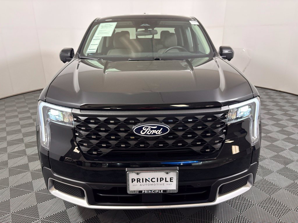 Used 2025 Ford Maverick Lariat AWD/4WD image 3