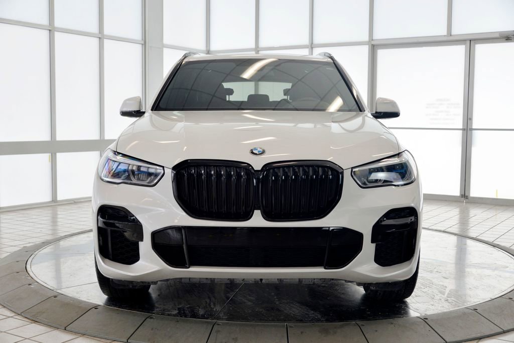 Used 2023 BMW X5 xDrive40i w/ Executive Package image 4
