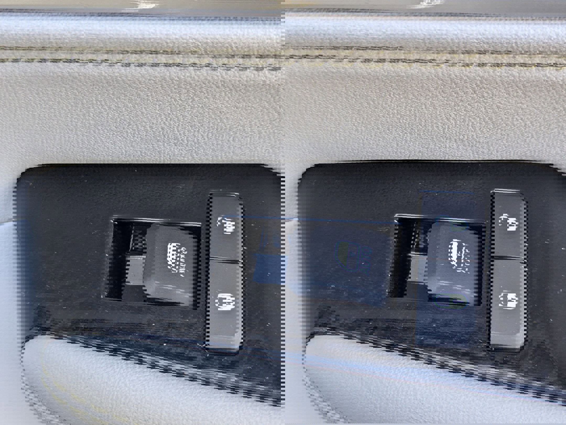 Certified 2024 Jeep Wagoneer Series III w/ Premium Group I image 36