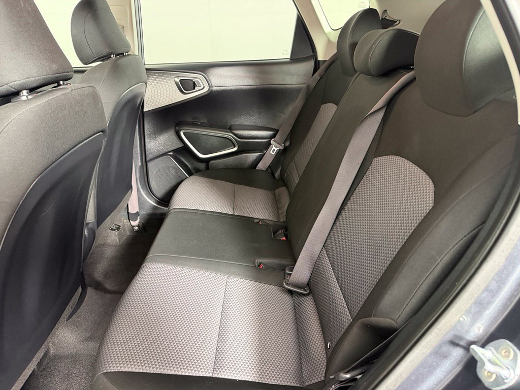 Used 2023 Kia Soul LX FWD image 14