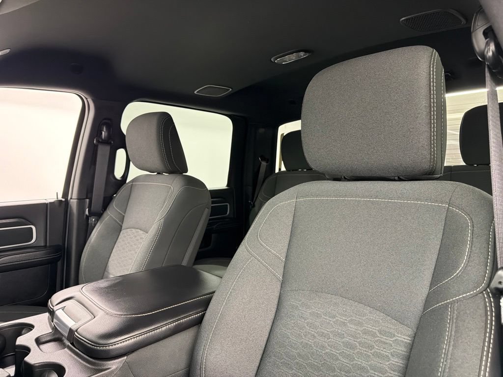 Used 2025 RAM 2500 Big Horn AWD/4WD image 24