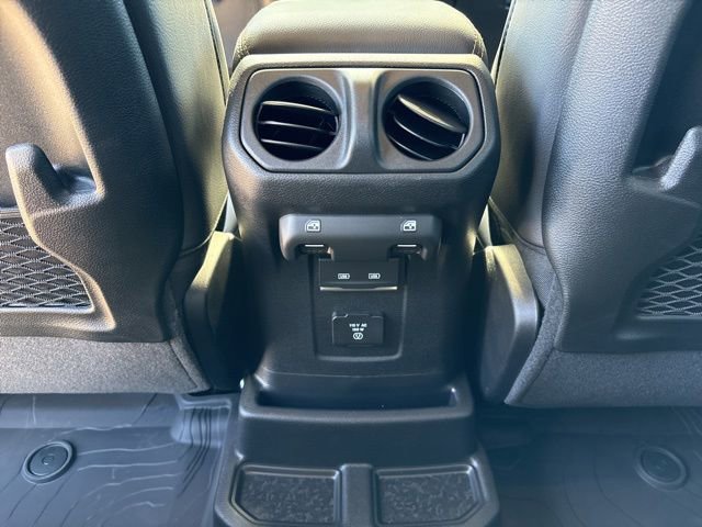 New 2026 Jeep Wrangler Sahara w/ Whitecap Package image 43