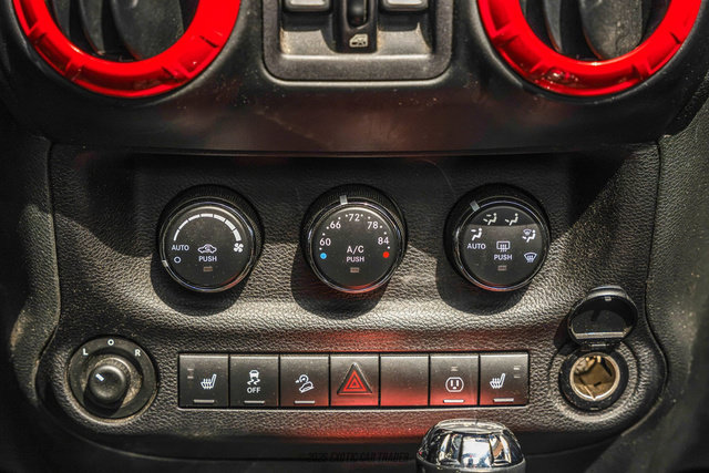 Used 2014 Jeep Wrangler Unlimited Rubicon AWD/4WD image 39