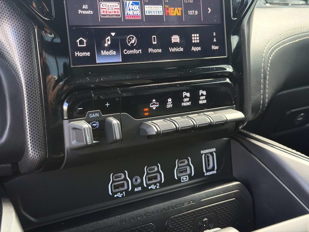 Used 2025 RAM 1500 Limited w/ Bed Utility Group AWD/4WD image 6
